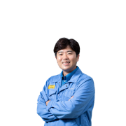 모두가 한 장 한 장 쌓아 올린 
                        벽돌이 홈파트너의 소중한 
                        보금자리가 되었습니다.